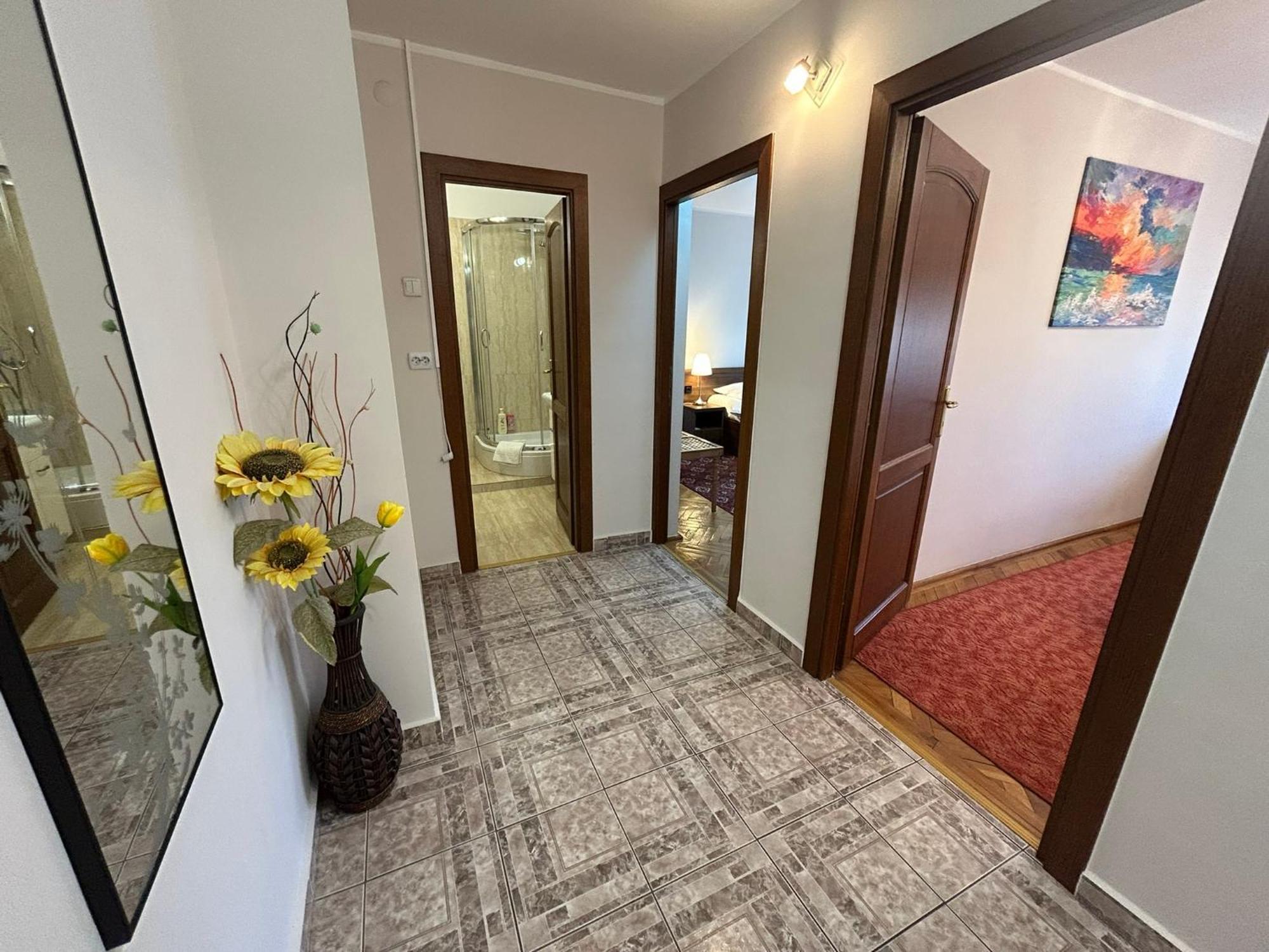 Apart. Premium Ultracentral, 3 Camere Loc Parcare. Ploiesti Luaran gambar